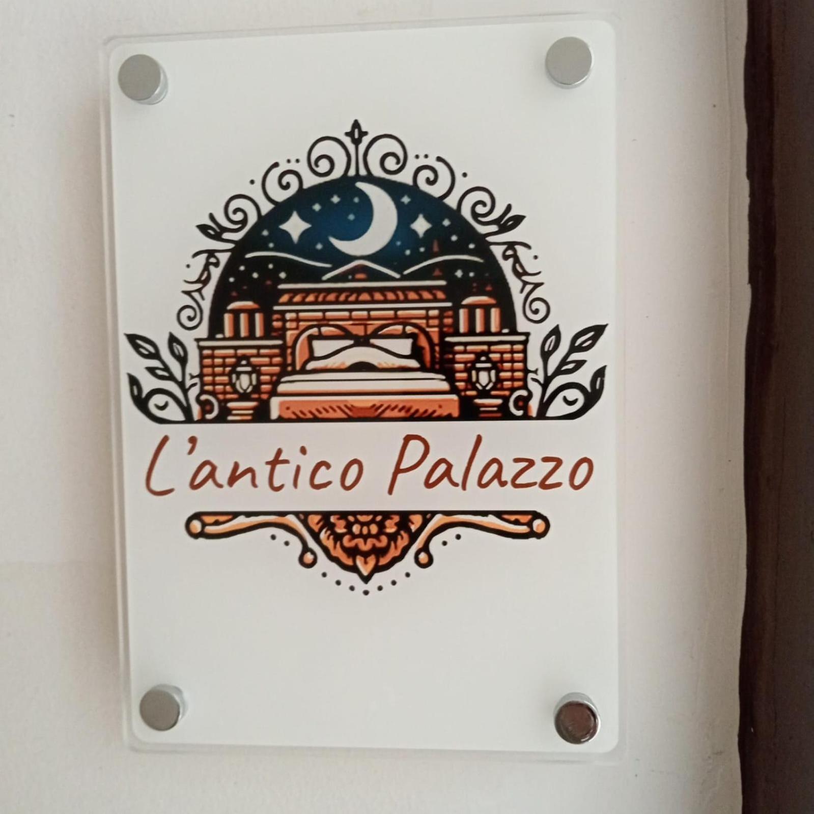 Antico Palazzo Bed & Breakfast ซาแลร์โน ภายนอก รูปภาพ