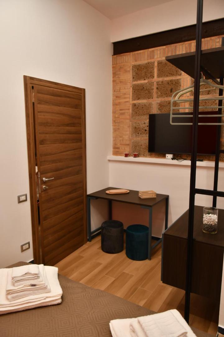 Antico Palazzo Bed & Breakfast ซาแลร์โน ภายนอก รูปภาพ